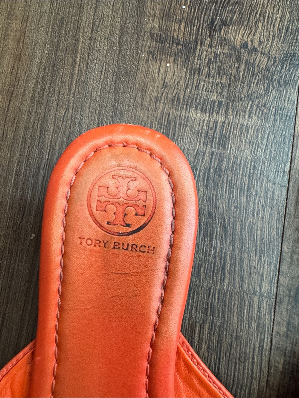 Tory Burch Orange Leather Logo Thong Sandals - Picture 2 of 15